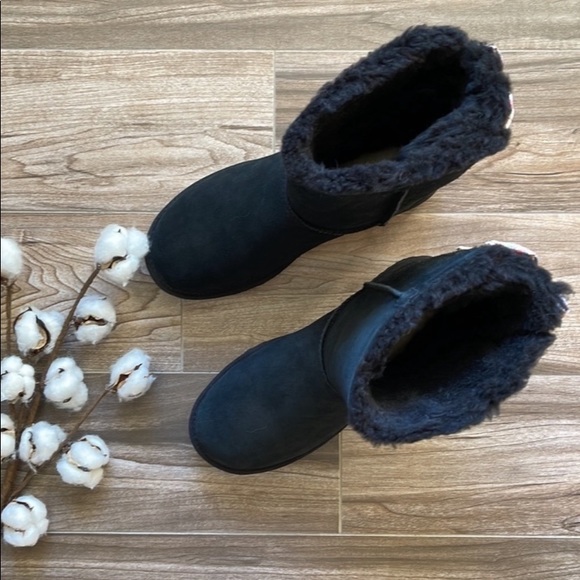 🌿UGG- W BAILEY BOW ABSTRACT SPLATTER BOOTS🌿 - Picture 9 of 13